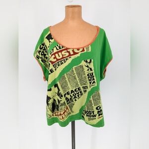 Vintage Custo Barcelona Graphic Cotton T-Shirt Size 1 All Over Print Loose Fit